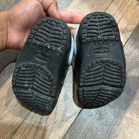 CROCS - Picture 2 of 2